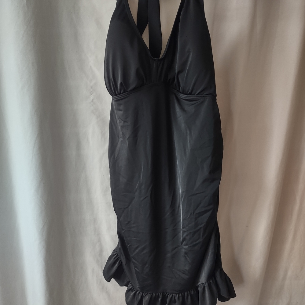 Infinity Blu Plus Size Swimsuit Black Skirt One Piece Size 22 Pin up Style